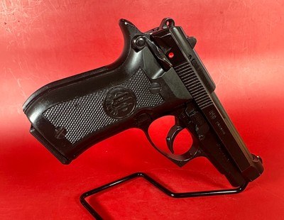1990 Beretta 84 F Cheetah 380 ACP, 2-13 rd mags Italy Excellent Condition - Image 3 of 14