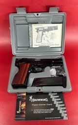 1995 Belgium Browning Hi power, 9mm, 2 mags, Excellent condition. - Image 1 of 13