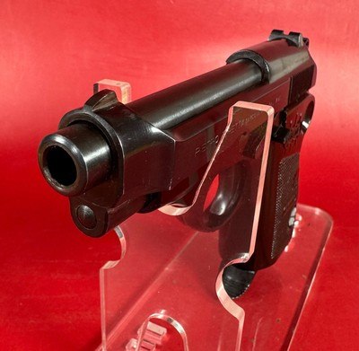 Rare 1966 Beretta Model 70 New Puma 32acp. Italy. Excellent condition. - Image 4 of 12