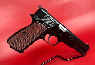 2003 Belgium FNH Browning Hi power SFS, 9mm, 3-10 rd mags MINT - Image 3 of 16