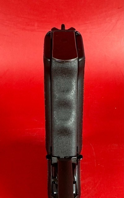 2001 Heckler & Koch HK P7 M8 9mm 2 mags. H&K. Rare. Excellent P7M8 - Image 9 of 15