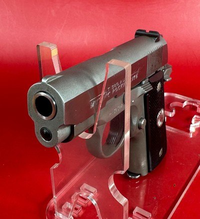 Colt Mustang Pocketlite .380ACP. Box. Manual. 2 Mags. Holster. Excellent - Image 4 of 16