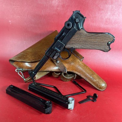 WWII 1941 Mauser P08 Luger BYF 9mm. Holster. 2 Mags. Excellent Condition - Image 1 of 18