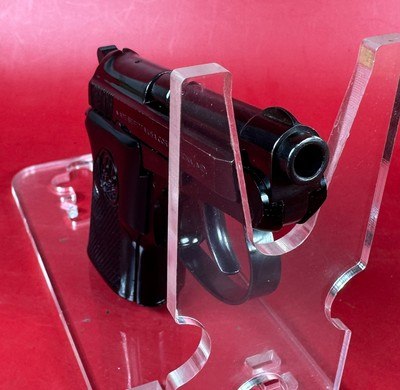 Beretta Model 20 25ACP Tip Up Barrel. 2 mags. Excellent condition. Rare - Image 6 of 13
