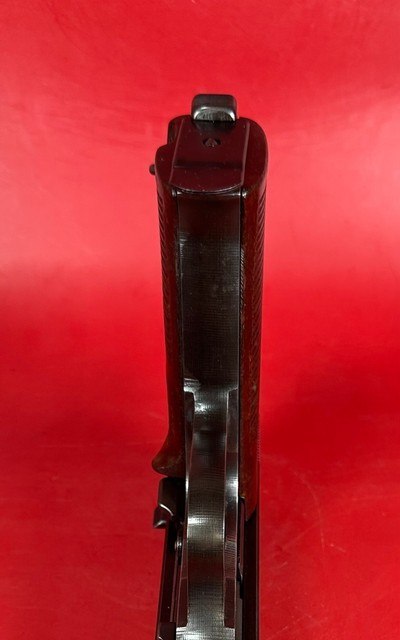 WWII GERMAN 1943 Walther P38 AC43 9mm 2 mags. Excellent Condition - Image 8 of 15
