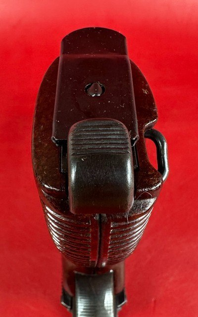 WWII GERMAN 1943 Walther P38 AC43 9mm 2 mags. Excellent Condition - Image 9 of 15