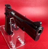 1994 Belgium Browning Hi power, 9mm. 2x13rd mags. Walnut Grips. LNIB. - Image 5 of 15