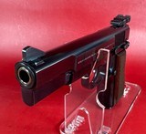 1994 Belgium Browning Hi power, 9mm. 2x13rd mags. Walnut Grips. LNIB. - Image 4 of 15