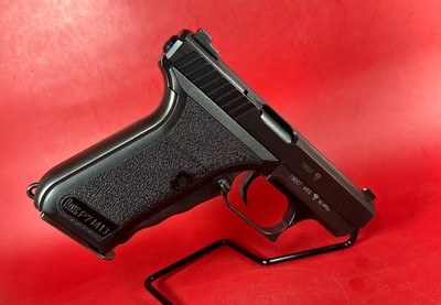 Heckler & Koch HK P7 M13 9mm H&K. Near Mint. Rare Excellent P7M13 - Image 3 of 17