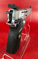 1996 Browning Hi power, Silver Chrome, Gold Trigger, Adj Sights, 9mm 2-13rd - Image 8 of 17