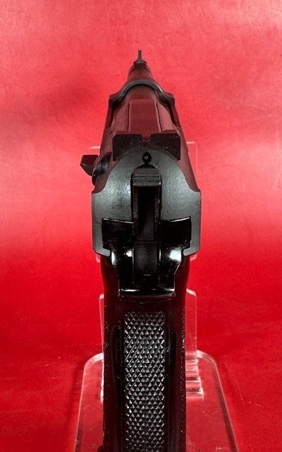 Walther P1 - P38 West German Military 9mm. 2 mags. BW stamped. Holster. Exc - Image 6 of 15