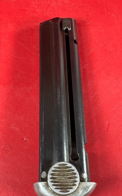 Japanese Type 14 Nambu 8mm 1943 Nagoya Arsenal. Excellent condition - Image 13 of 14