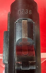 WWII 1938 Mauser P08 Luger S/42 9mm. Matching. Full Rig Excellent condition - Image 8 of 17