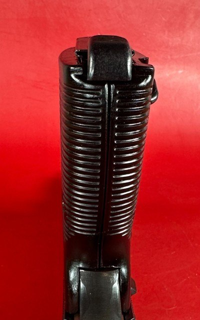 WWII GERMAN 1944 Walther P38 AC43 9mm. 2 mags. Holster. Excellent Condition - Image 10 of 17