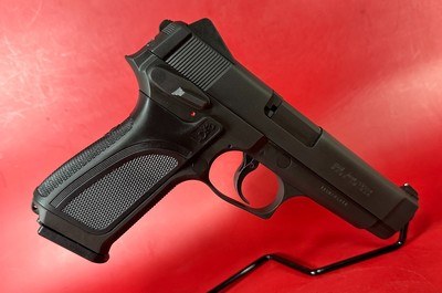 Browning BDM 9mm Original Case, Papers 2-10 rd mags Excellent Condition - Image 3 of 14