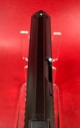 2002 Heckler & Koch HK P7 M8 9mm 2 mags. H&K. Rare. LNIB P7M8 - Image 7 of 14