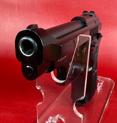 1996 Italian Beretta Model 85 Cheetah. 380 Auto. Excellent Condition - Image 4 of 13