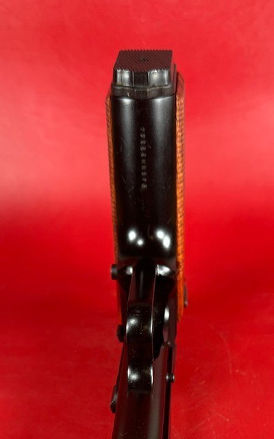 1990 Belgium Browning Hi power, 9mm, 2 mags, Excellent condition. - Image 9 of 16