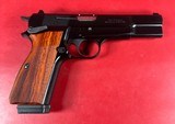 1990 Belgium Browning Hi power, 9mm, 2 mags, Excellent condition. - Image 13 of 16