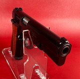 1990 Belgium Browning Hi power, 9mm, 2 mags, Excellent condition. - Image 6 of 16