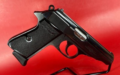 WALTHER PP 7.65MM (32 ACP) BLUED. 2 mags. Excellent Condition - Image 3 of 14