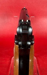 1994 Belgium Browning Hi power, 9mm. 2x13rd mags. Walnut Grips. LNIB. - Image 6 of 14