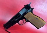 1994 Belgium Browning Hi power, 9mm. 2x13rd mags. Walnut Grips. LNIB. - Image 3 of 14