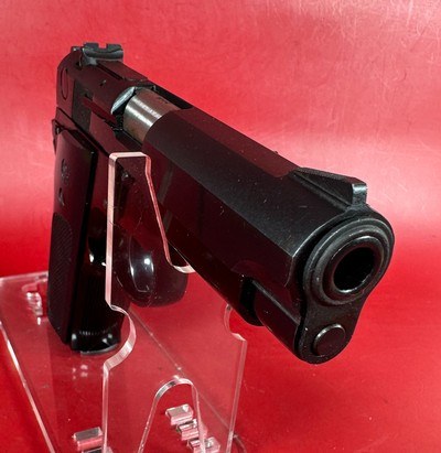Smith & Wesson S&W Model 59 9mm. 2 15 rd mags, Box Tools Papers. Excellent - Image 5 of 15