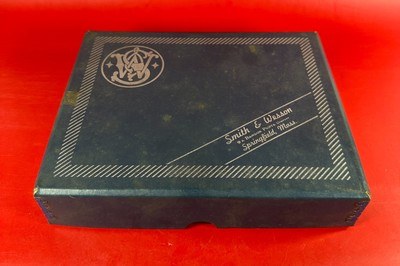 Smith & Wesson S&W Model 59 9mm. 2 15 rd mags, Box Tools Papers. Excellent - Image 14 of 15