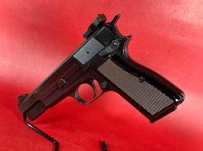 1989 Belgium Browning Hi power Target, 9mm, 2 mags, Excellent condition. - Image 2 of 14