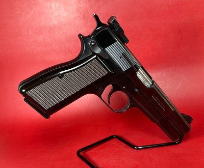 1989 Belgium Browning Hi power Target, 9mm, 2 mags, Excellent condition. - Image 3 of 14