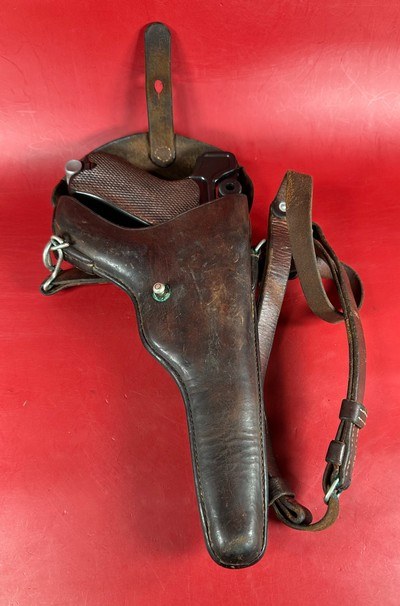 WWII 1937 Mauser P08 Luger S/42 9mm. Matching. Full Rig Excellent condition - Image 14 of 17