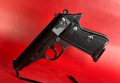 MANURHIN WALTHER PP 380 ACP BLUED. 2 mags. Rare. Excellent - Image 2 of 15