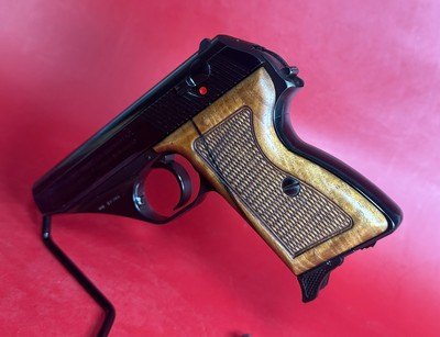 Mauser HSc .32 ACP. Original Box. Test Target. Manual. Excellent condition - Image 2 of 15
