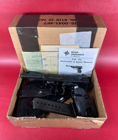 Walther P1 - P38 West German Military 9mm. 2 mags. BW stamped. Excellent - Image 1 of 17