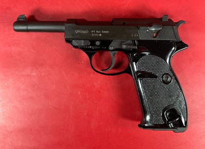 Walther P1 - P38 West German Military 9mm. 2 mags. BW stamped. Excellent - Image 11 of 17