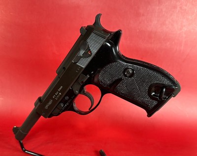 Walther P1 - P38 West German Military 9mm. 2 mags. BW stamped. Excellent - Image 2 of 17