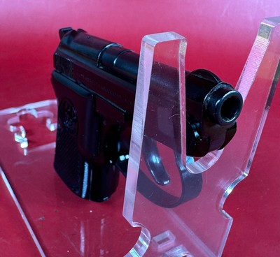 Beretta Model 20 25ACP Tip Up Barrel. 2 mags. Excellent condition. Rare - Image 5 of 13