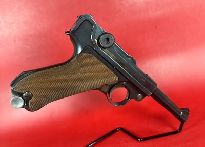 German DWM Luger Pistol P08 .30 Luger. Case. Tool. Matching. Excellent. - Image 4 of 14