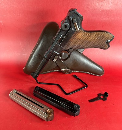 German DWM Luger Pistol P08 .30 Luger. 2 mags. Tool. Holster. Matching. - Image 1 of 15