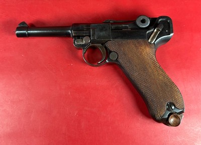 German DWM Luger Pistol P08 .30 Luger. 2 mags. Tool. Holster. Matching. - Image 11 of 15