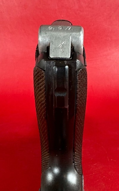 1937 Mauser P08 Luger S/42. 9mm. Holster. All matching. Excellent Condition - Image 11 of 20
