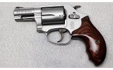 Smith & Wesson ~ 60-14 Ladysmith ~ .357 Mag - 1 of 5