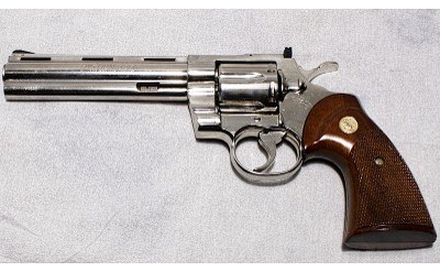 Colt ~ Python (1976) ~ .357 Magnum
