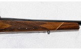 Weatherby ~ Mark V Deluxe ~ .300 Wby Mag - Image 3 of 14