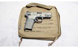 Smith & Wesson ~ M&P9 Shield EZ M2.0 ~ 9 mm Luger - Image 4 of 5