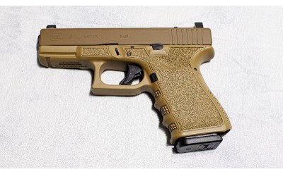Glock ~ 19 Gen 3 ~ 9 mm Luger
