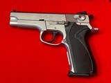 *sold pending funds*Excellent Smith & Wesson 5906 with Case and 5 Factory Magazines - 5 of 11