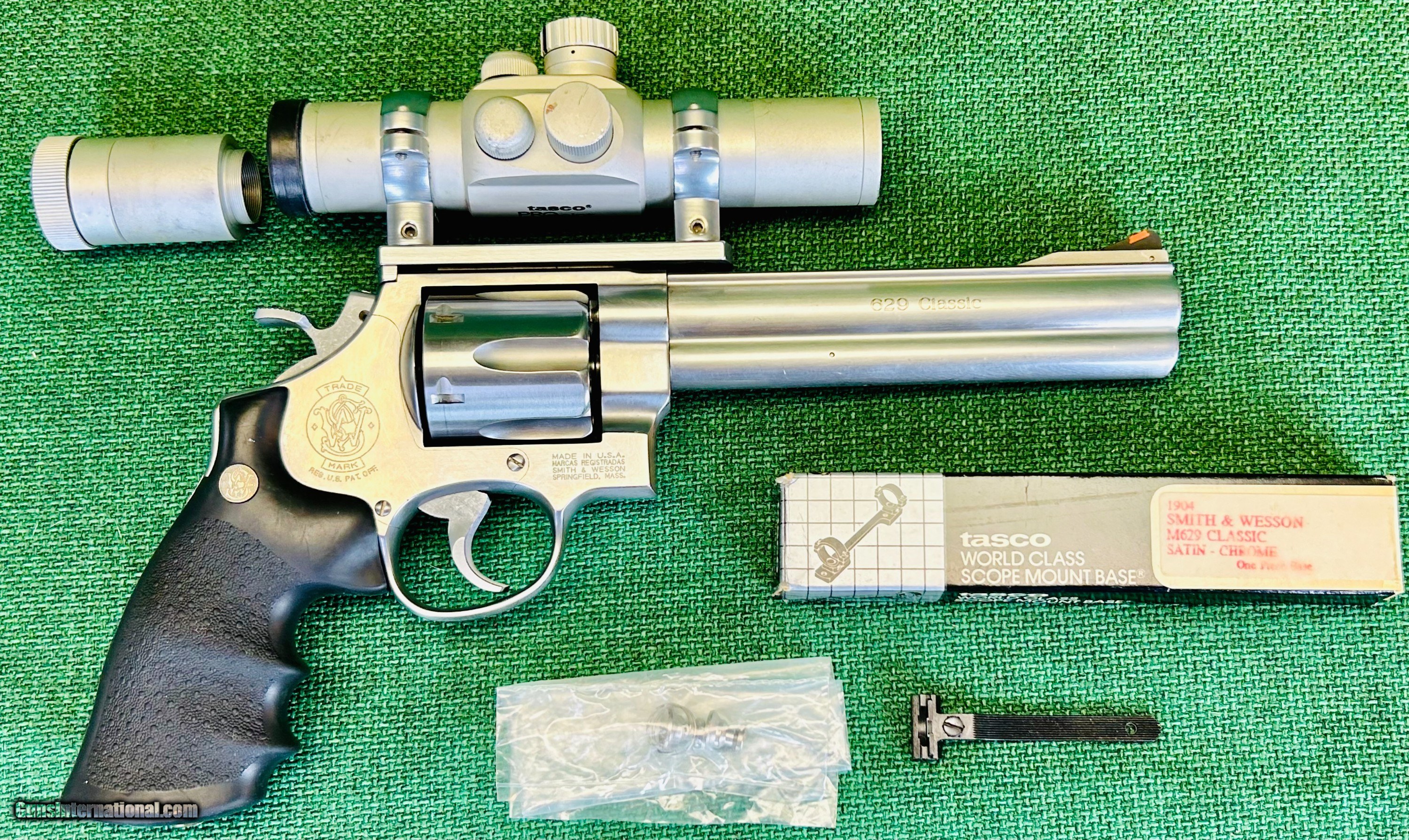 Smith & Wesson 629-3 Classic with Scope 44 Magnum Stainless 5 5/8