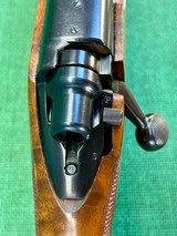 Remington Model 700 BDL
.375 H&H Magnum Safari Grade Custom Shop - 12 of 15